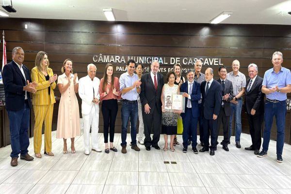 Pacheco participa da entrega de título de Cidadã Honorária para a Dra. Hi em Cascavel
