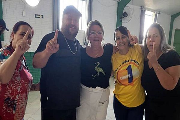 Ana Martins é eleita presidente da Associação de Moradores do Bairro Floresta