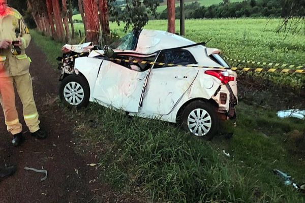 Casal fica ferido em acidente de trânsito na PR-317 no oeste do Paraná
