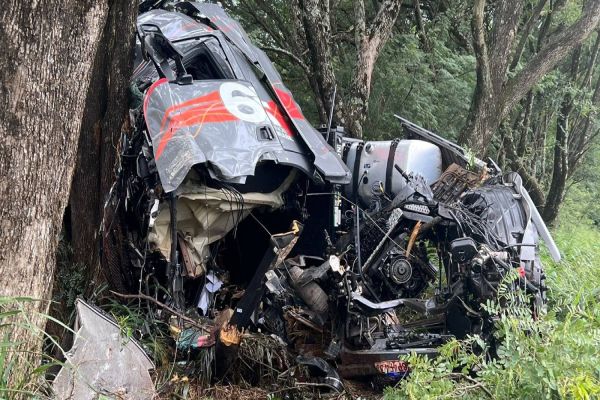 Grave acidente na PR-182 deixa uma pessoa morta no sudoeste do Paraná