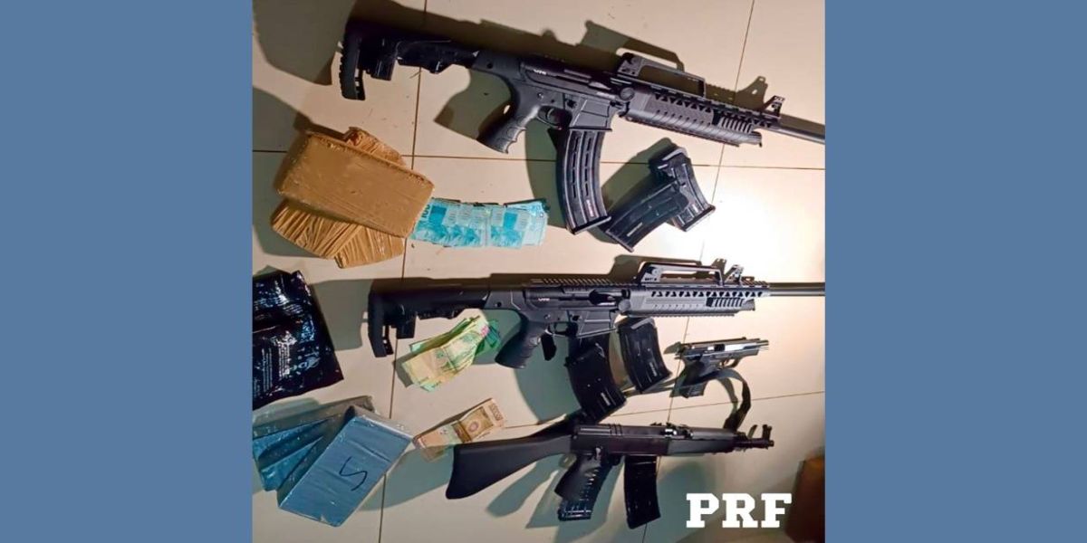 PRF apreende armas, cocaína e dinheiro em veículo do Paraguai na BR-277