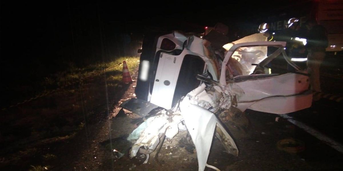 Homem sem CNH morre após invadir pista contrária e colidir com ônibus na BR-277 em Guaraniaçu