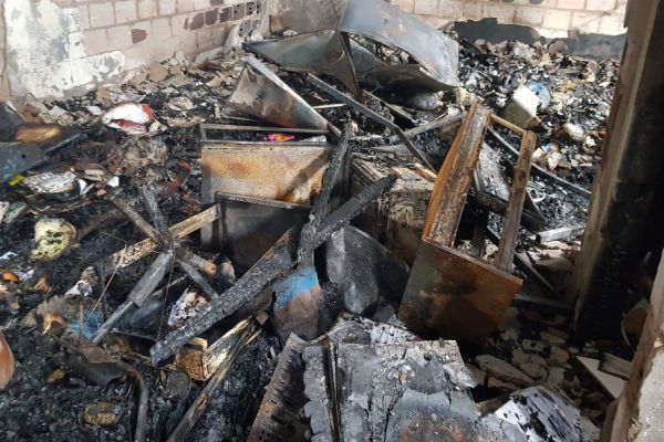 Incêndio causa destruição em empresa de carrocerias em Capitão Leônidas Marques