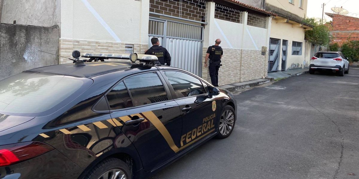 Polícia Federal deflagra operação Conexão Guarani contra o tráfico internacional de armas