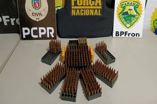 Força de segurança detém homem com mandado em aberto, diversas munições e recuperam veículo