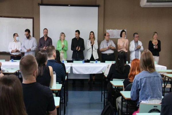 HUOP recebe 81 novos residentes de medicina e saúde multidisciplinar