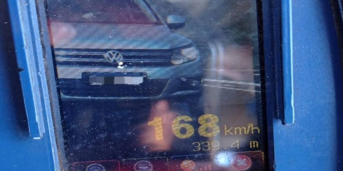 Polícia Rodoviária Federal flagra veículo a 168 km/h em Cascavel