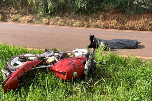 Motociclista de 31 anos morre em forte colisão traseira na BR-467 em Cascavel
