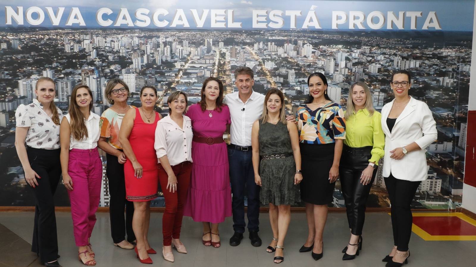Com profissionalismo, mulheres dominam o serviço público em Cascavel