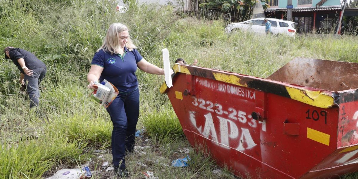 Saúde inicia instalação de caçambas para recolher lixo de pequeno volume no Esmeralda
