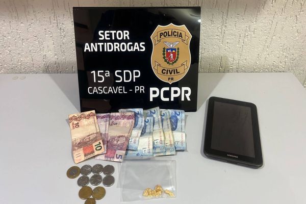 Mulher é detida por tráfico de drogas na Av. Brasil em Cascavel na companhia da filha de 12 anos