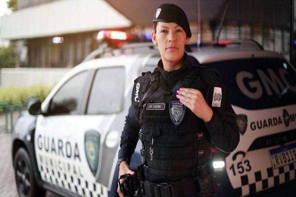 Exposição fotográfica "Elas em Ação" destaca protagonismo da mulher no serviço público de Cascavel