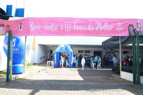 Feira da Mulher leva série serviços ao público feminino e reúne mais de 2 mil mulheres em Cascavel