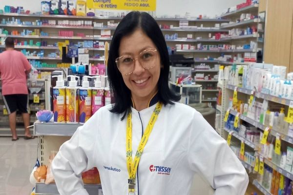 Mulheres ocupam 60% dos cargos de liderança em uma das maiores redes de farmácias do país