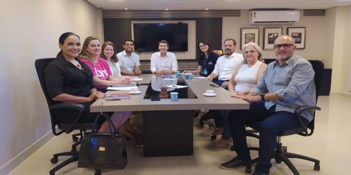 Parceria prospecta ações buscando consolidar o polo têxtil de Cascavel