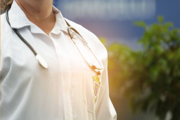 Secretaria promove capacitação de profissionais de saúde sobre atendimento a casos de arboviroses