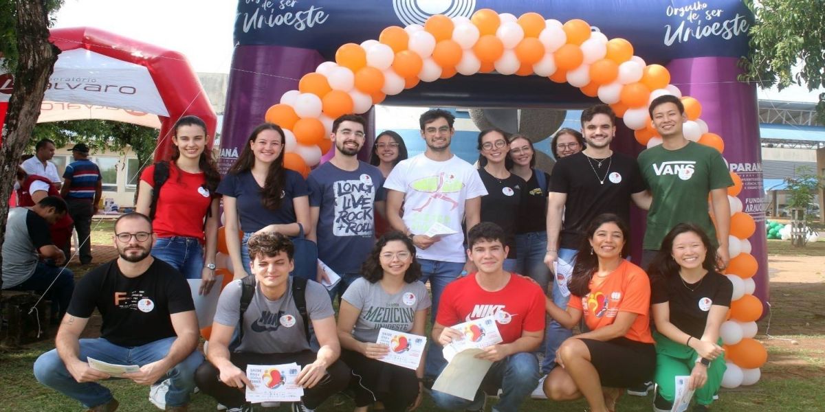 Unioeste e Clínica Nefro Saúde realizam ação de conscientização e prevenção de doenças renais