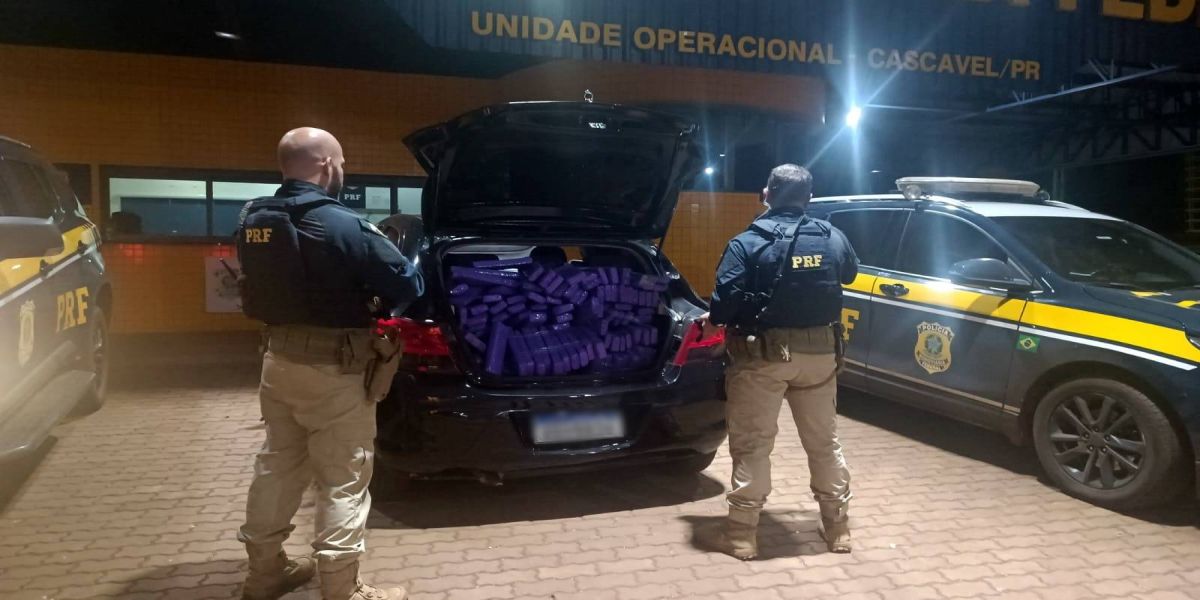 Homem é detido pela PRF com 147kg de maconha na BR-277 em Cascavel