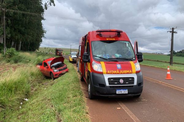 Mulher de 48 anos fica ferida em acidente na PR-486, em Cascavel