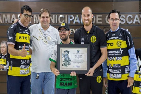 Atuação brilhante do FC Cascavel contra o Coritiba é reconhecida pela Câmara