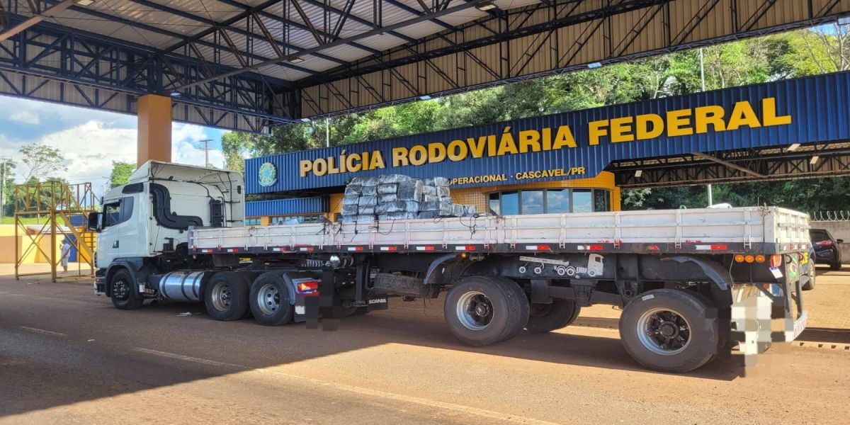 Veículo é detido com grande quantidade de drogas em fiscalização na BR 277 em Cascavel
