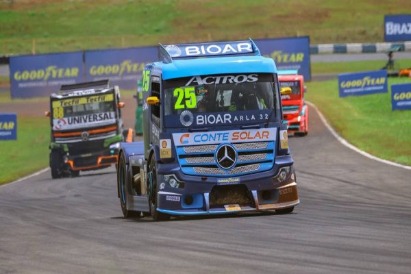 Cascavelense Jaidson Zini conquista primeira vitória na Copa Truck