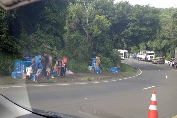PRF prende indígenas com medicamentos roubados no Paraná