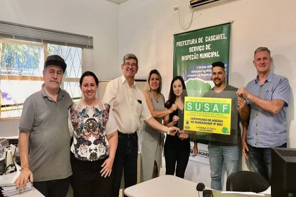 Empresa de Cascavel recebe o certificado de registro no Susaf