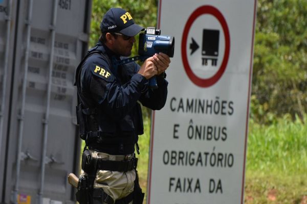Polícia Rodoviária Federal inicia Operação Semana Santa 2023 no Paraná