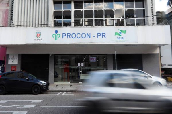 Procon Paraná alerta sobre novo golpe do falso presente de Páscoa