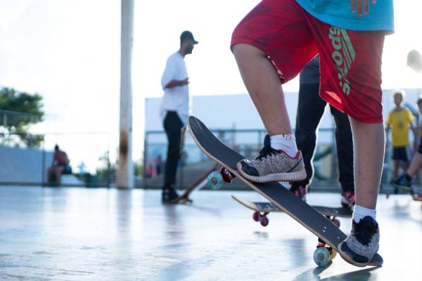 Escola de Skate de Toledo retoma aulas gratuitas de skate no CEU das Artes, no bairro Santa Clara IV