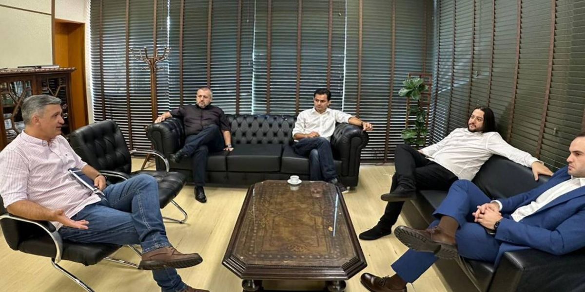 Deputado Estadual Marcio Pacheco busca melhorias para a saúde pública de Cascavel e região oeste