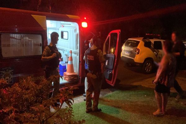 Imagem referente a notícia: Sobrinho é preso após agredir violentamente a sua tia no Bairro Morumbi