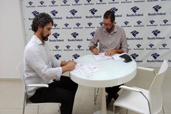 Receita Federal destina três veículos para a Universidade Estadual do Oeste do Paraná