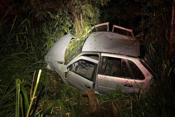 Acidente na PR 484 deixa dois feridos em Brasilândia do Sul