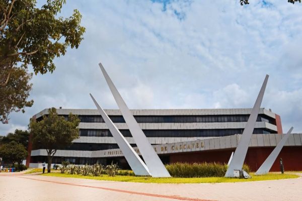 Contribuintes têm até 31 de julho para pagar o Alvará com desconto em Cascavel