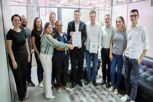 Proposta de revogação de leis dos anos 70 é entregue para Prefeitura dar parecer