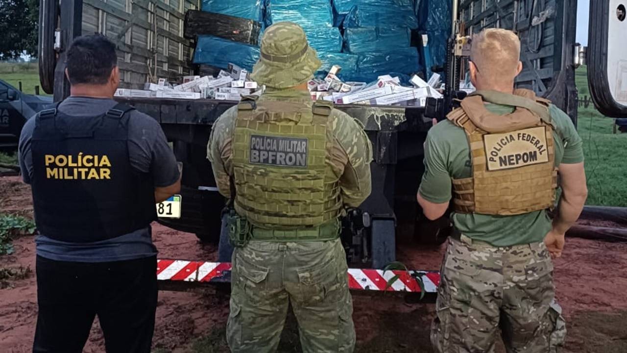 BPFron e Nepom apreendem grande quantidade de cigarros contrabandeados em operação conjunta