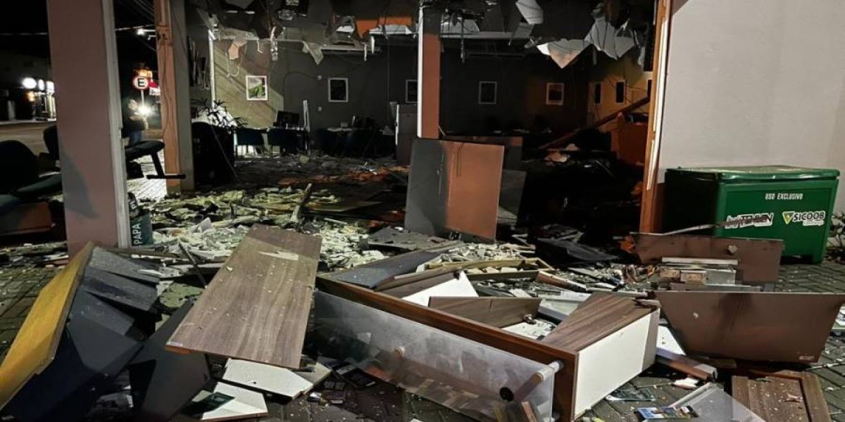 Agência bancária em Nova Santa Rosa é alvo de assalto com explosivos