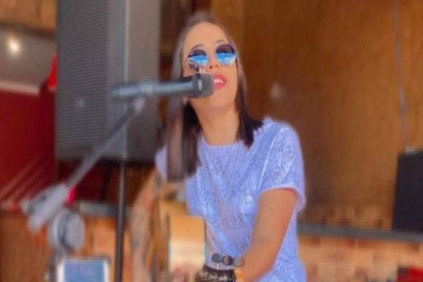 Cantora sertaneja morre aos 25 anos em trágico acidente de trânsito em rodovia de SP