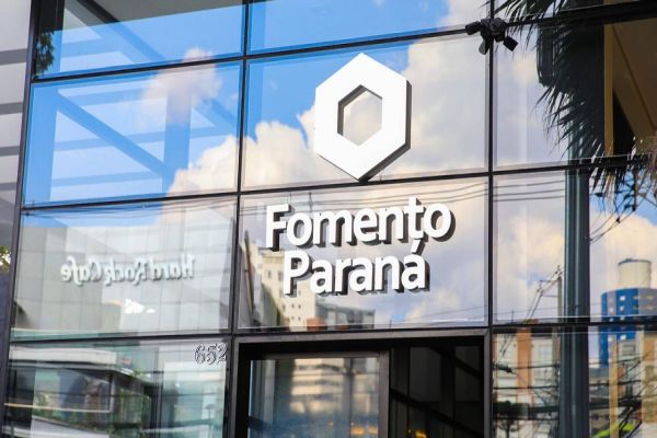 Para estimular economia, Fomento Paraná reforça oferta de linhas de crédito para investimento fixo