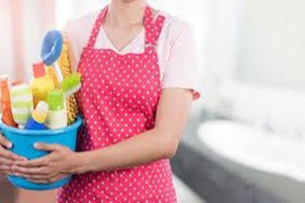 Mercado tem cada vez menos trabalhadores domésticos com carteira assinada