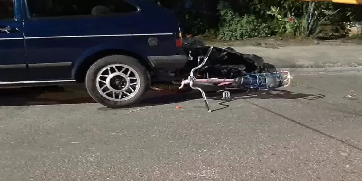 Menino de 10 anos morre atropelado por ônibus; O coletivo só parou 1 Km a frente da batida