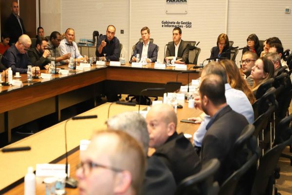 Estado discute medidas para regionalizar o sistema socioeducativo do Paraná