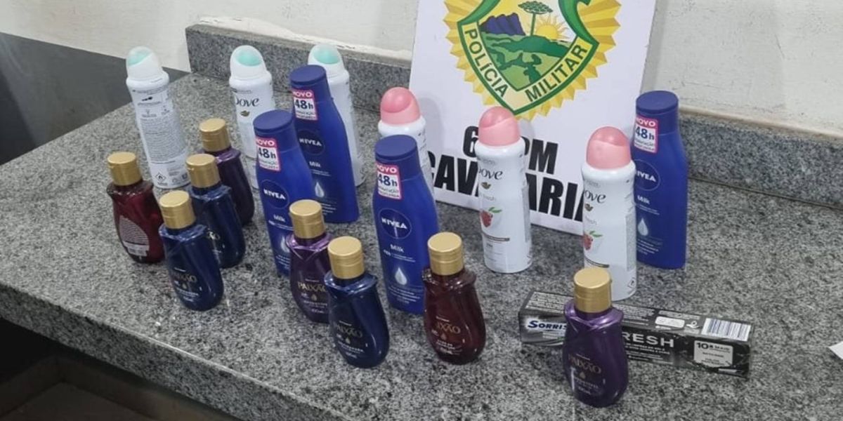 Homem é preso por furto em supermercado e com mandado judicial em aberto no Bairro São Cristóvão