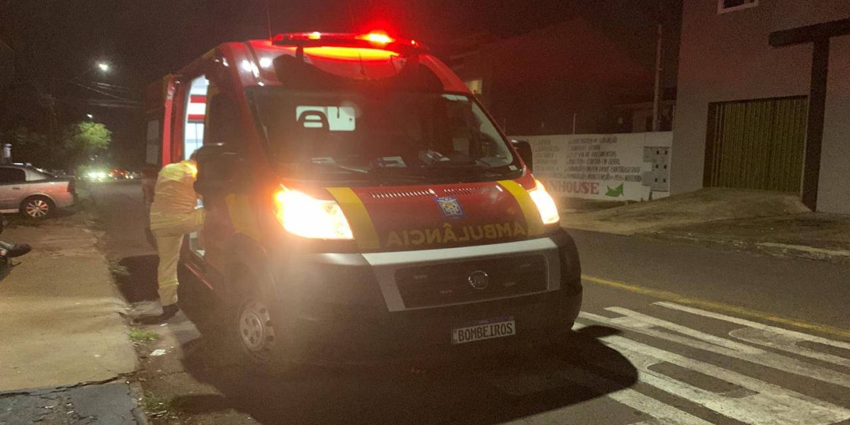 Motociclista sofre corte no pé após colisão no Bairro Brasília