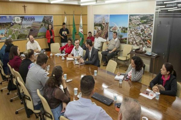 Toledo apresenta políticas públicas para imigrantes a entidades internacionais