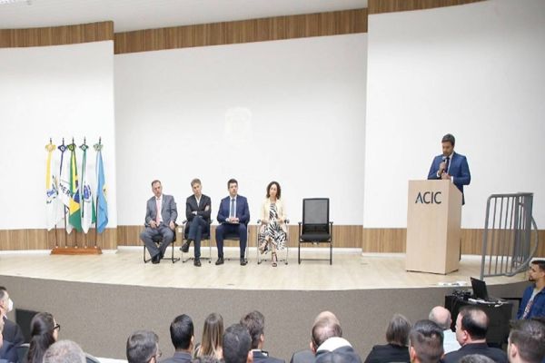 Jackson Barros assume como novo delegado-chefe da Polícia Federal em Cascavel