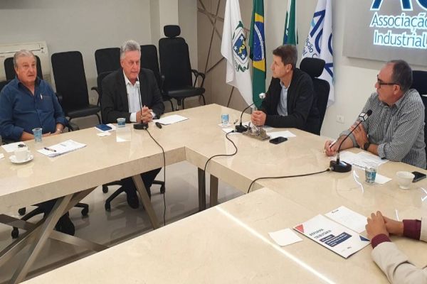 Bailak fala na Acic de complexidade, avanços e desafios da saúde pública