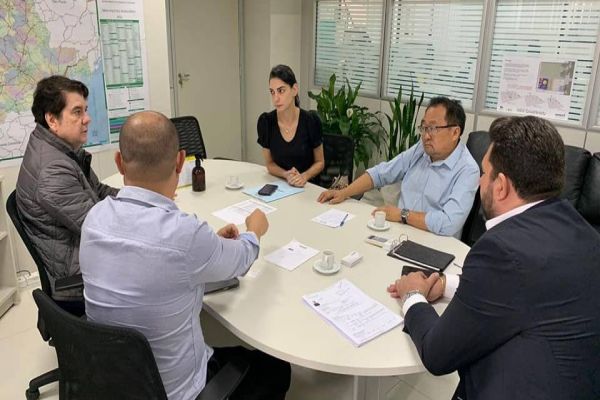 Prefeito de Cafelândia busca parcerias com Secretaria das Cidades para projetos do município